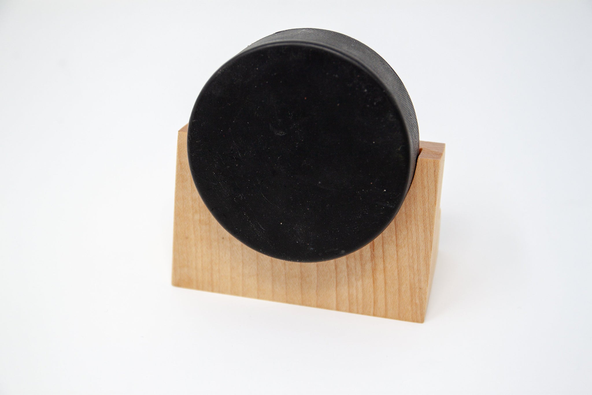 Hockey Puck Display Case - Maple